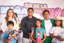 Cecilia Arellano, presidenta del Patronato Estatal DIF (SEDIF), encabezó este jueves los festejos por el Día del Niño en el municipio de Cuautlancingo