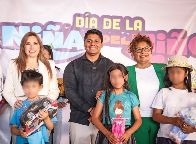 Cecilia Arellano, presidenta del Patronato Estatal DIF (SEDIF), encabezó este jueves los festejos por el Día del Niño en el municipio de Cuautlancingo