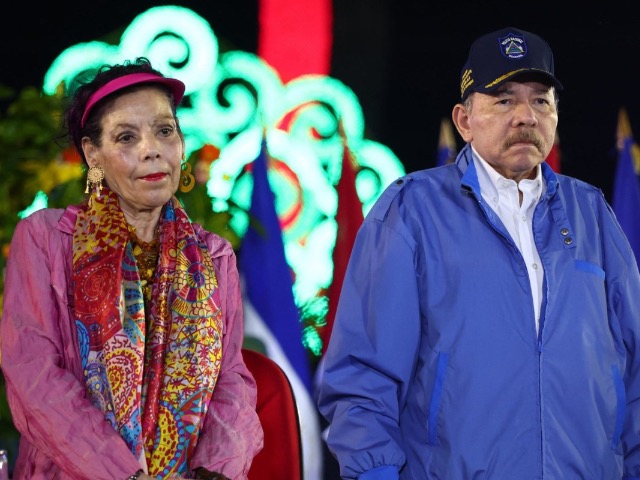 La pareja presidencial de Nicaragua niegan las acusaciones de prohibir la Semana Santa