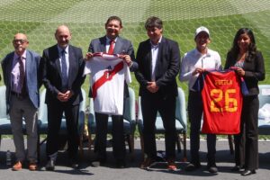 Presentación partido Perú vs España