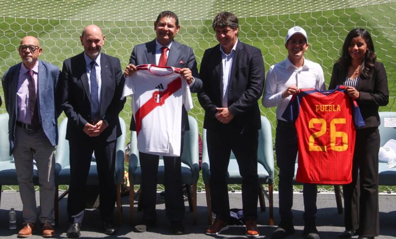 Presentación partido Perú vs España