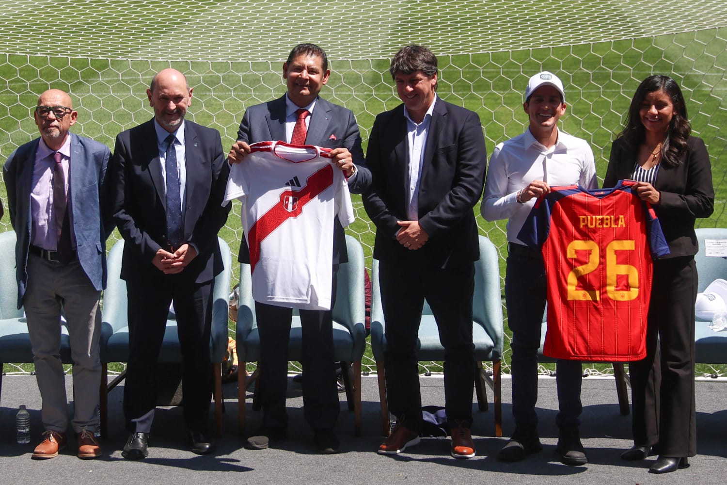 Presentación partido Perú vs España