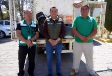 Ciudadanos entregan aparatos electrónicos en la campaña de reciclaje en Texmelucan