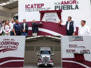 Actualmente, México enfrenta un déficit de más de 60 mil operadores de transporte de carga, una problemática que se replica a nivel internacional ante una demanda que no deja de crecer. En respuesta a este reto logístico, este viernes el gobernador Alejandro Armenta inauguró el Centro de Capacitación y Adiestramiento para Operadores del Transporte de Carga