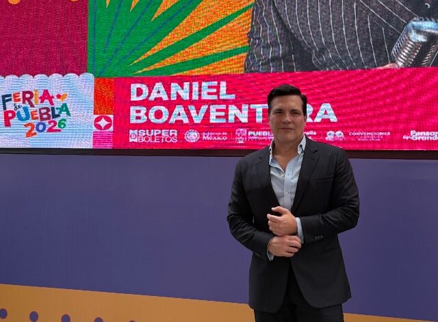 El cantante brasileño Daniel Boaventura está listo para vivir una de las noches más especiales de su carrera en territorio mexicano. En una rueda de prensa previa a su presentación de esta noche, el intérprete compartió su entusiasmo por integrarse por primera vez al elenco de la Feria de Puebla