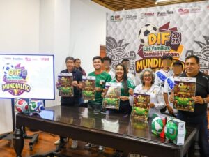 Con el objetivo de reconstruir el tejido social y fomentar el deporte en la infancia, la presidenta municipal de San Pedro Cholula, Tonantzin Fernández, presentó de manera oficial el torneo de fútbol Mundialito DIF 2026: "Las familias también juegan".