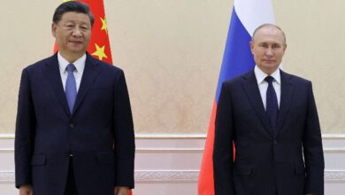 El presidente ruso Vladimir Putin llegó este martes a Pekín para reunirse con su homólogo chino y “viejo amigo”, Xi Jinping