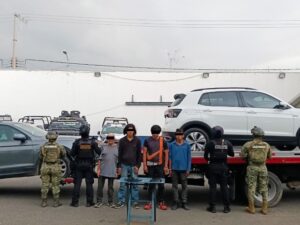 Durante un operativo interinstitucional en la zona norte de la capital poblana, las fuerzas de seguridad y autoridades ministeriales detuvieron a cuatro hombres presuntamente dedicados al robo de vehículo.