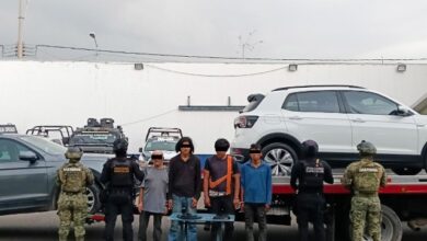 Durante un operativo interinstitucional en la zona norte de la capital poblana, las fuerzas de seguridad y autoridades ministeriales detuvieron a cuatro hombres presuntamente dedicados al robo de vehículo.