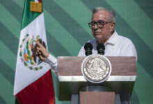 El gobernador de Sinaloa, Rubén Rocha Moya reasumió este viernes sus funciones al frente del Poder Ejecutivo de Sinaloa, tras concluir un periodo de 112 días de licencia temporal.