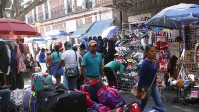 Luego de que vendedores ambulantes abarrotaran las principales calles del Centro Histórico con la venta de productos alusivos al Mundial,