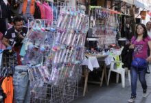 Luego de que vendedores ambulantes abarrotaran las principales calles del Centro Histórico con la venta de productos alusivos al Mundial, el secretario de Gobernación Municipal de Puebla, Franco Rodríguez