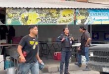 Un hombre murió este miércoles tras ser atacado a balazos frente al Hospital General del Sur, en la unidad habitacional Infonavit Agua Santa.
