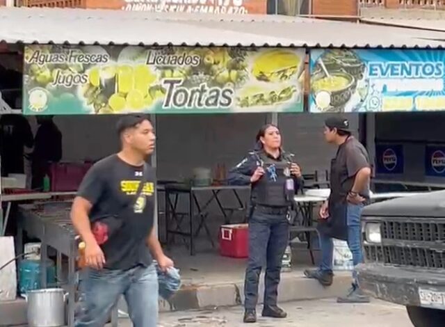 Un hombre murió este miércoles tras ser atacado a balazos frente al Hospital General del Sur, en la unidad habitacional Infonavit Agua Santa.