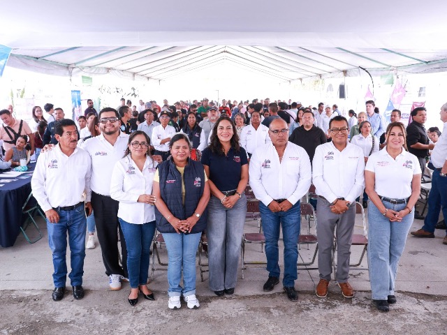 Lupita Cuautle Torres, presidenta municipal de San Andrés Cholula, atendió de manera directa a vecinas y vecinos de San Rafael Comac