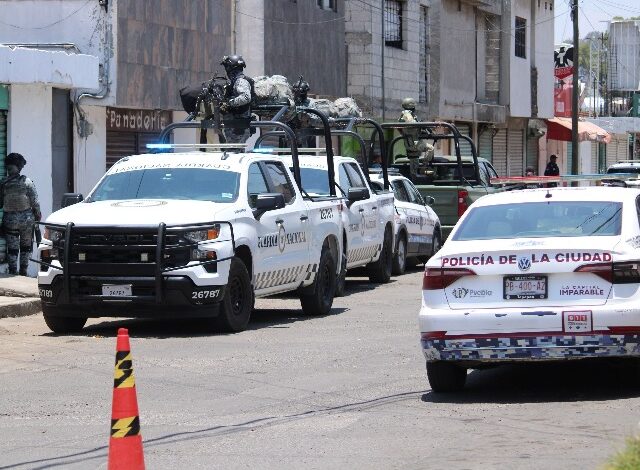 Tres personas resultaron lesionadas por disparos de arma de fuego —entre ellas un niño de 9 años— tras un ataque directo registrado minutos antes del mediodía de este miércoles 6 de mayo en inmediaciones del Mercado Morelos.