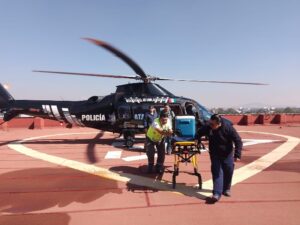Gracias a la consolidación de la red de atención médica y la coordinación interinstitucional, el Gobierno del Estado de Puebla informó que, de enero a abril de 2026, se han realizado exitosamente 31 traslados de alta prioridad