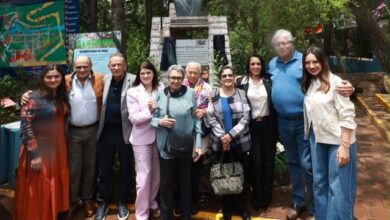 En el marco de la conmemoración de los 96 años de la Cooperativa de Luz y Fuerza Motriz de Chignahuapan, la presidenta municipal de Zacatlán, Bety Sánchez, destacó las acciones de ordenamiento y dignificación que su administración ha implementado en los accesos y áreas comerciales de los principales ecoparques de la región.
