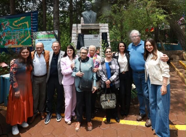 En el marco de la conmemoración de los 96 años de la Cooperativa de Luz y Fuerza Motriz de Chignahuapan, la presidenta municipal de Zacatlán, Bety Sánchez, destacó las acciones de ordenamiento y dignificación que su administración ha implementado en los accesos y áreas comerciales de los principales ecoparques de la región.
