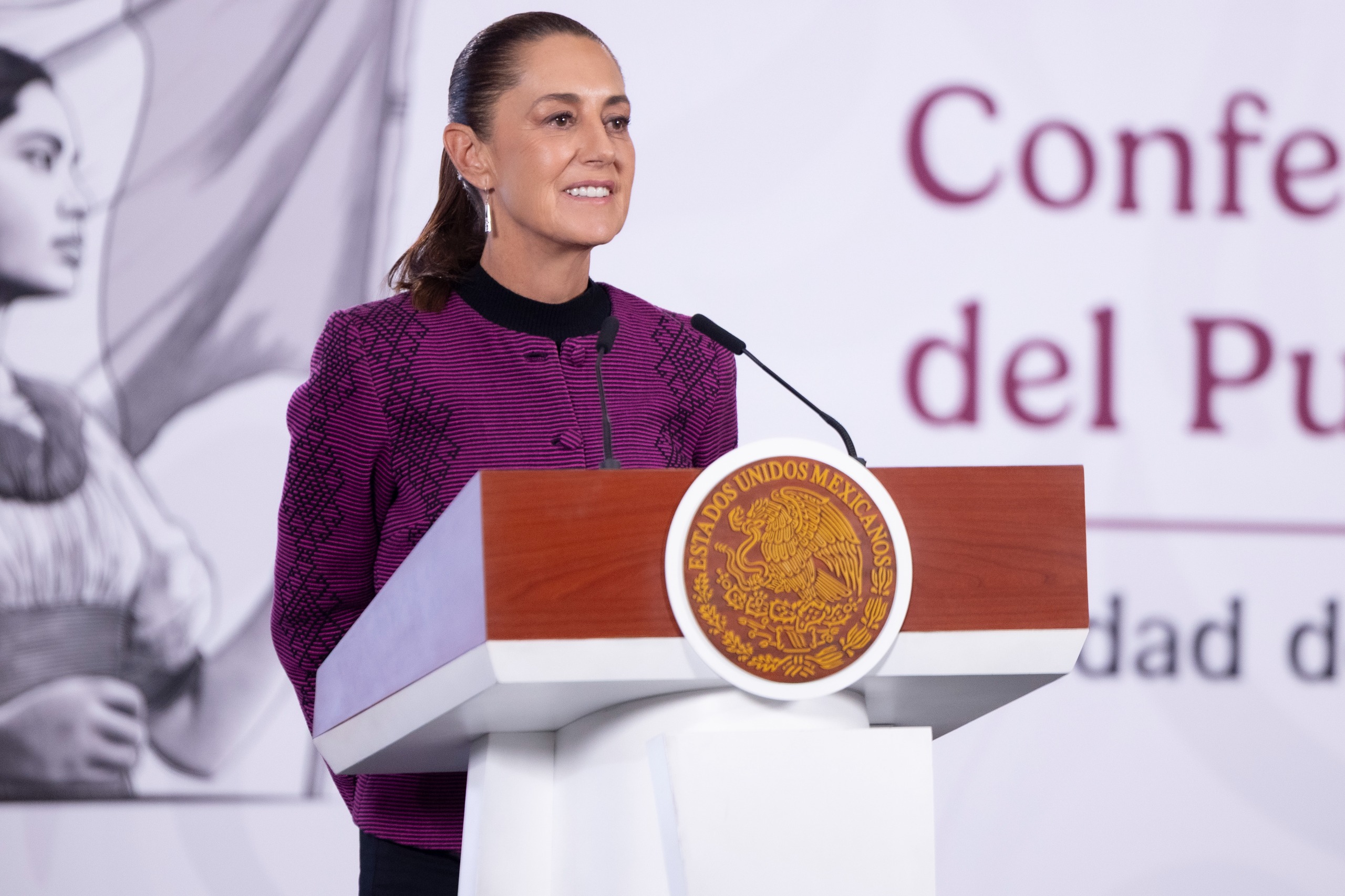 Sheinbaum entrega viviendas en Puebla durante mañanera