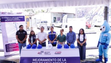 Con el objetivo de acabar con las fugas recurrentes y mejorar el suministro para más de 6 mil habitantes, la presidenta municipal, Lupita Cuautle, dio el banderazo de inicio a los trabajos de modernización de la red de agua potable en la junta auxiliar de San Antonio Cacalotepec