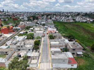 El presidente municipal, Omar Muñoz, encabezó la entrega de la obra de pavimentación con adoquín, banquetas y alumbrado público de la calle Xaltipan, en la junta auxiliar de Sanctorum