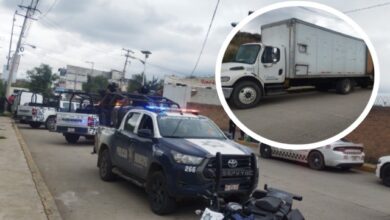 Un operativo para recuperar una camioneta con reporte de robo derivó en una balacera la tarde de este lunes 9 de junio en la junta auxiliar de Sanctorum, Cuautlancingo.