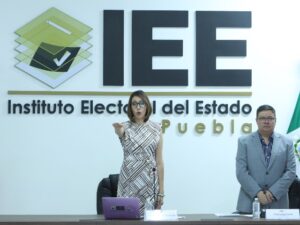 En sesión especial, el Consejo General del Instituto Electoral del Estado (IEE) recibió por parte del Instituto Nacional Electoral (INE) la validación del nombramiento de Christian Mariana Ceballos Garduño como presidenta provisional de este Organismo Público Local Electoral (OPLE).