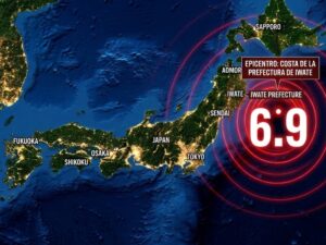 Un fuerte terremoto de magnitud 6.9 sacudió el norte de Japón este jueves, según informó la Agencia Meteorológica de Japón (JMA).