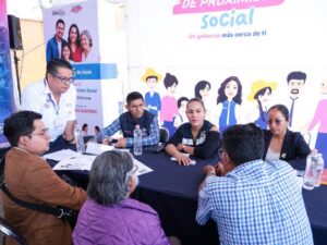 Con el objetivo de garantizar el acceso gratuito y eficiente a trámites y servicios esenciales, la presidenta municipal de San Andrés Cholula, Lupita Cuautle Torres, encabezó una nueva Jornada de Proximidad Social en la junta auxiliar de San Francisco Acatepec