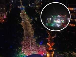 La noche de este miércoles se convirtió en una auténtica fiesta nacional. El Gobierno de la Ciudad de México reportó que más de 800,000 personas salieron a las calles de la capital