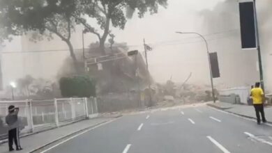 Un fuerte temblor de magnitud 7.1 sacudió el territorio venezolano la tarde de este miércoles 24 de junio de 2026, desatando escenas de pánico generalizado, la evacuación inmediata de edificaciones en Caracas
