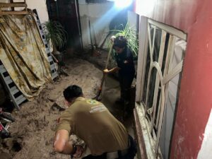 Ante las afectaciones causadas por las lluvias de la tormenta tropical Boris, el Gobierno del Estado de Puebla activó una respuesta inmediata en 15 municipios. A través de la Coordinación General de Protección Civil, las autoridades estatales mantienen el monitoreo permanente y la atención en los municipios que presentaron afectaciones y daños menores.