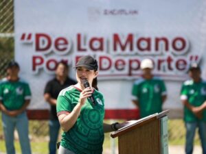 El Gobierno Federal, a través de la Secretaría de Desarrollo Agrario, Territorial y Urbano (SEDATU), en coordinación con el Ayuntamiento de Zacatlán, encabezado por la presidenta municipal Bety Sánchez, inauguraron formalmente una nueva cancha de fútbol 5