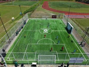 El Gobierno Federal, a través de la Secretaría de Desarrollo Agrario, Territorial y Urbano (SEDATU), en coordinación con el Ayuntamiento de Zacatlán, encabezado por la presidenta municipal Bety Sánchez, inauguraron formalmente una nueva cancha de fútbol 5
