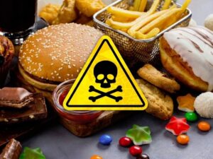 Cada año, las enfermedades transmitidas por alimentos causan la muerte de 1,5 millones de personas en todo el mundo. Esta es la alarmante advertencia que lanzó la Organización Mundial de la Salud (OMS) tras presentar un exhaustivo análisis global que abarca datos entre los años 2000 y 2021 en 194 países.