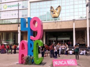 La Suprema Corte de Justicia de la Nación (SCJN) emitió un fallo histórico este 18 de junio al determinar que la acción penal por los delitos derivados del incendio de la Guardería ABC es imprescriptible
