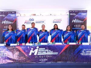 Como parte de los preparativos para la 12ª edición del Medio Maratón del Día del Papá 2026, la presidenta municipal, Lupita Cuautle, presentó de manera oficial la playera y la medalla conmemorativas del evento