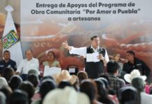 Con una inversión superior a los 4.5 millones de pesos, el gobernador de Puebla, Alejandro Armenta Mier entregó en Tepeaca 10 proyectos del Programa de Obra Comunitaria destinados a fortalecer al sector artesanal en el estado