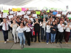 El gobernador Alejandro Armenta Mier anunció que el Programa de Obra Comunitaria alcanzará una inversión histórica de 2,000 millones de pesos en Puebla. Durante una gira de trabajo en Quecholac