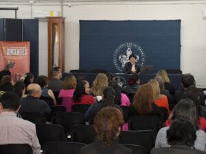 Con el objetivo de generar un espacio de intercambio, reflexión y análisis sobre las innovaciones curriculares en el área de ciencias experimentales, la Benemérita Universidad Autónoma de Puebla (BUAP)