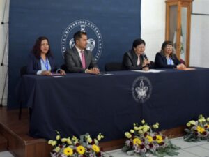 Con el objetivo de generar un espacio de intercambio, reflexión y análisis sobre las innovaciones curriculares en el área de ciencias experimentales, la Benemérita Universidad Autónoma de Puebla (BUAP)