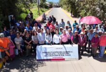 Más de 32 mil habitantes de las comunidades de Jicolapa y Tlalixtlipa se vieron beneficiados con la inauguración de la rehabilitación de la carretera que conecta a ambas localidades, encabezada por la presidenta municipal de Zacatlán, Bety Sánchez.