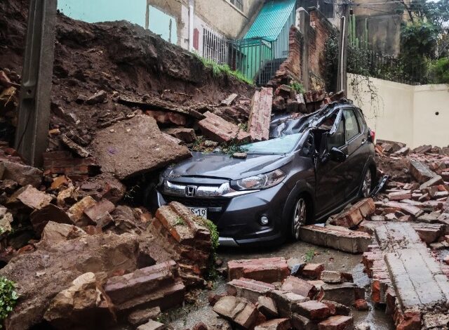 Un violento e inusual temporal que recorre Chile ha dejado un saldo preliminar de al menos 10 muertos, cuatro desaparecidos, 17 lesionados y más de 100.000 personas aisladas