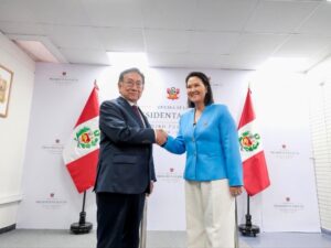 La presidenta electa de Perú, Keiko Fujimori, manifestó este jueves su firme disposición de restablecer las relaciones diplomáticas con México