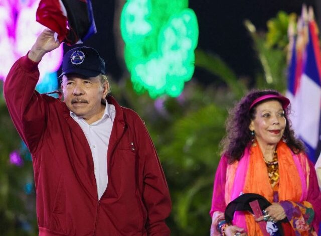 El presidente de Nicaragua, Daniel Ortega, descartó este domingo cualquier posibilidad de celebrar elecciones en el país, en un intento por cerrar definitivamente el paso a los movimientos opositores que se encuentran en el exilio