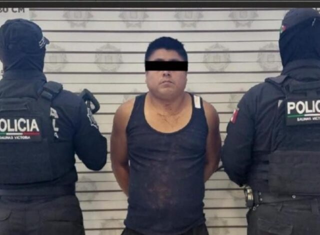 Una mujer sobrevivió de milagro tras ser apuñalada en al menos 13 ocasiones por su esposo durante la madrugada de este jueves en el municipio de Salinas Victoria, Nuevo León.