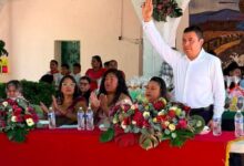 El alcalde del municipio de Temoac, Valentín Lavín, fue asesinado a balazos este día dentro de las instalaciones de la presidencia municipal, según informaron fuentes oficiales