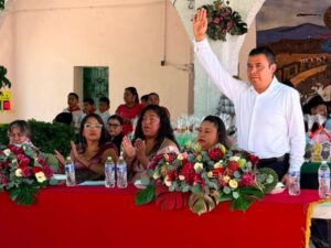 El alcalde del municipio de Temoac, Valentín Lavín, fue asesinado a balazos este día dentro de las instalaciones de la presidencia municipal, según informaron fuentes oficiales