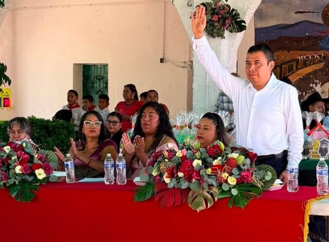 El alcalde del municipio de Temoac, Valentín Lavín, fue asesinado a balazos este día dentro de las instalaciones de la presidencia municipal, según informaron fuentes oficiales